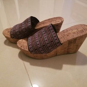 NWT Montego Bay Club sandals size 7